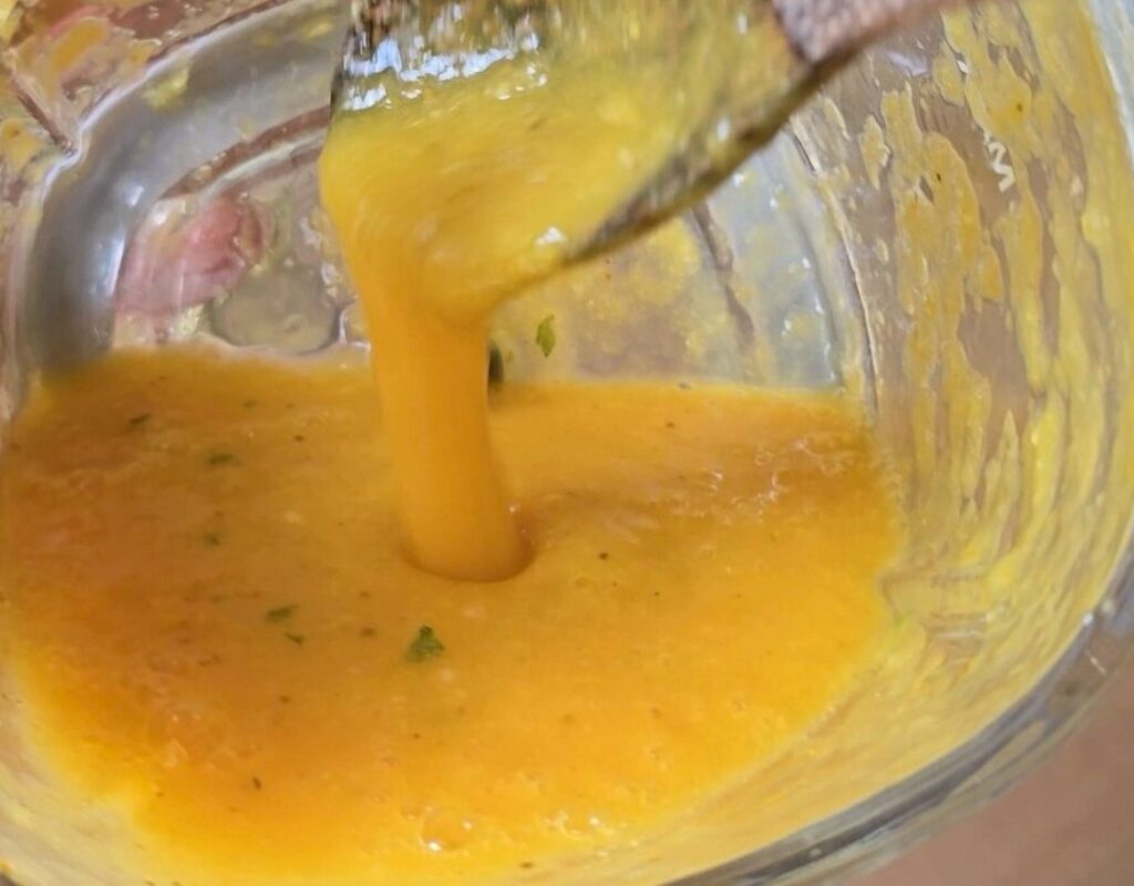 LINE_ALBUM_芒果咖哩沙拉醬_250627_6